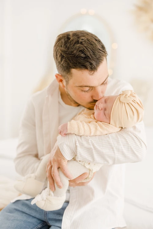 enfant bonheur amour marron gris